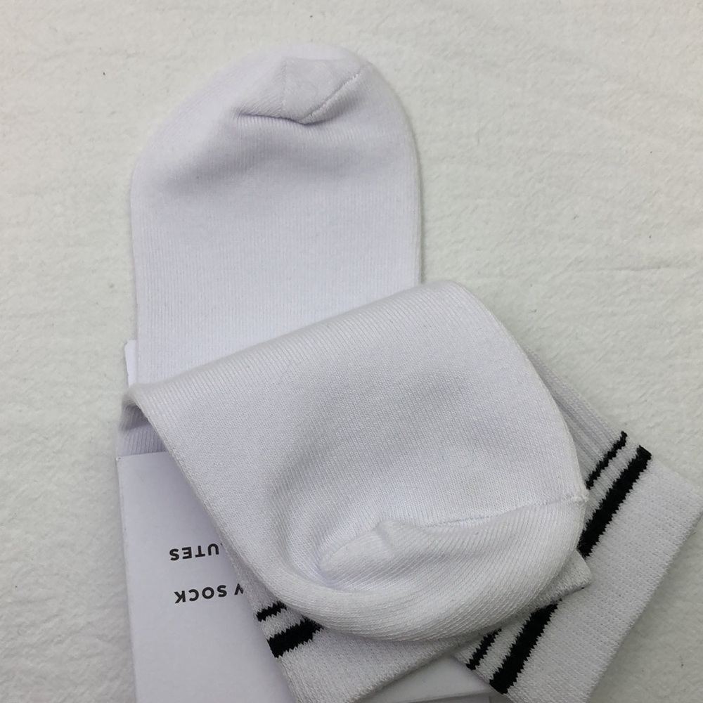🎆HOT🎆 ALO Yoga Socks 2 Pairs - Picture 6 of 6